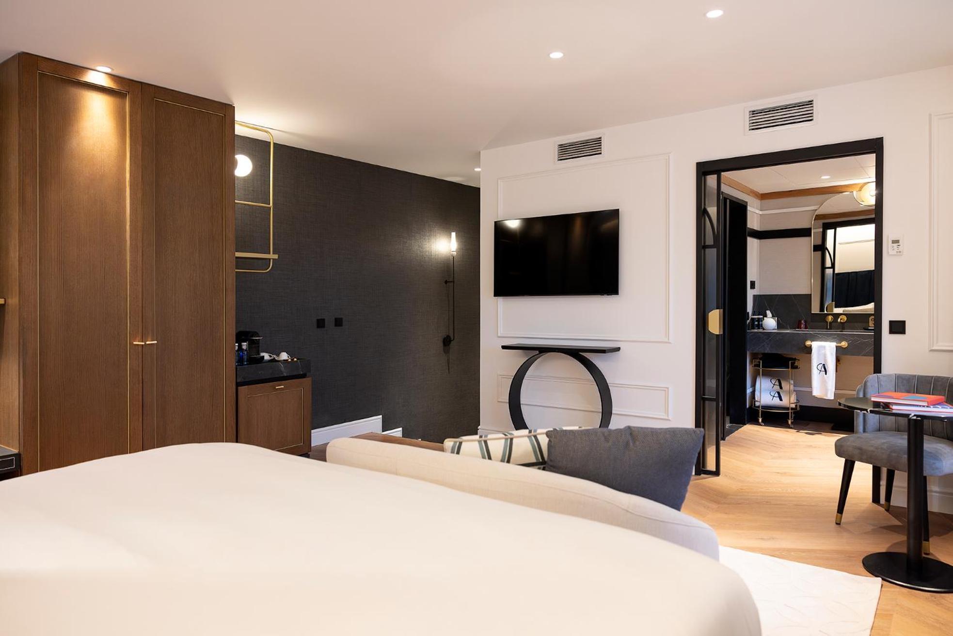 Palacio Arriluce - The Leading Of The World